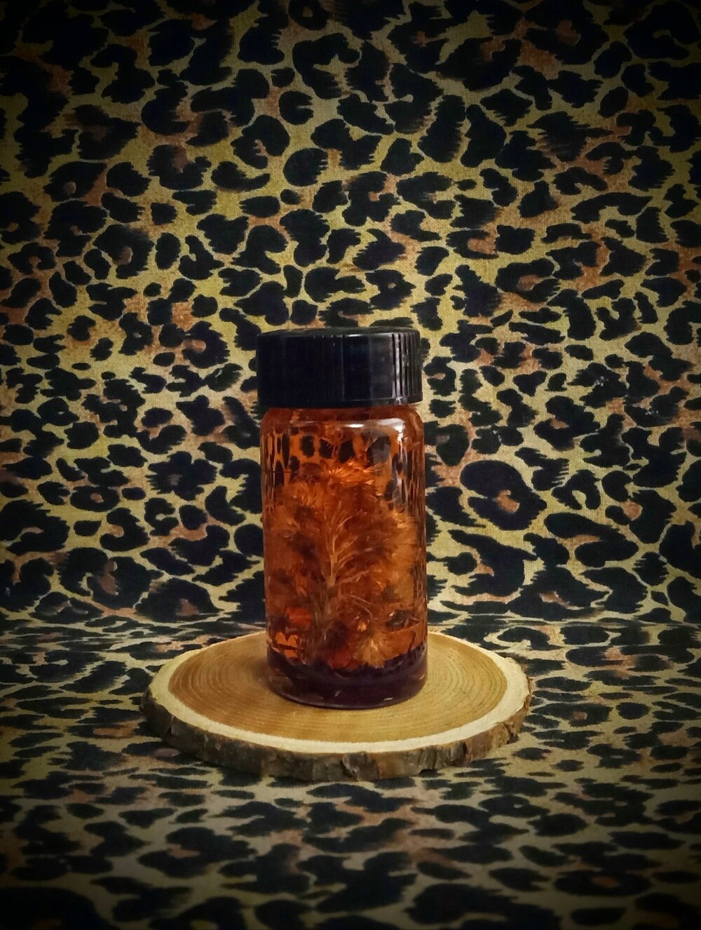 Bleeding Heart ~ Ritual Oil ~ Mend a Broken Heart ~ Magick Spell